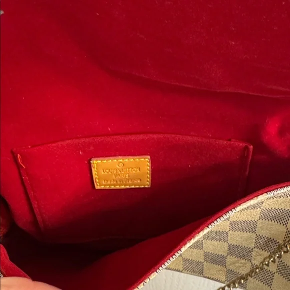 Checkered Crossbody Bag with Tan Strap - Picture 3 of 4